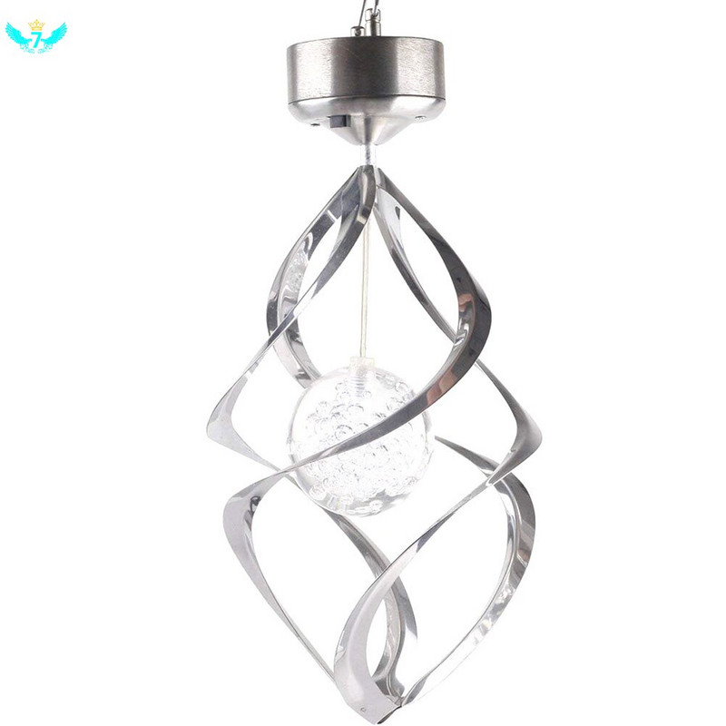 Madingas saulės energija varomas spalvas keičiantis Saturno vėjo suktukas, pakabinamas sodas lauke