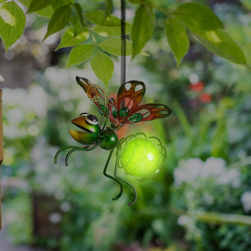 Bičių sodo ornamentas vandeniui atsparus LED šviestuvas Firefly Garden Yard Menas Šviesos apdaila Vabzdžių kiemo dekoras Sienos Art Decor Vejos ornamentas