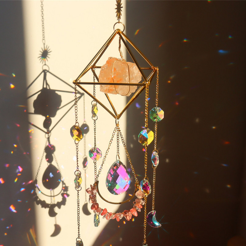 Napfogók kristályokkal, szivárvány napfényt tükröző napfogó láncos medálkristályokkal Napfogók beltéri ablakokhoz dec.