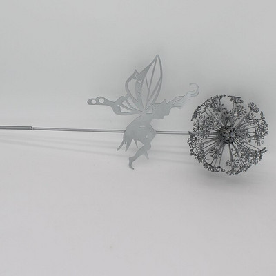 Piksų fėjos sodo skulptūros kuolų fėjos ir kiaulpienės šoka kartu peizažinis metalinis miniatiūrinis figūrėlė veja Dekoratyvinis