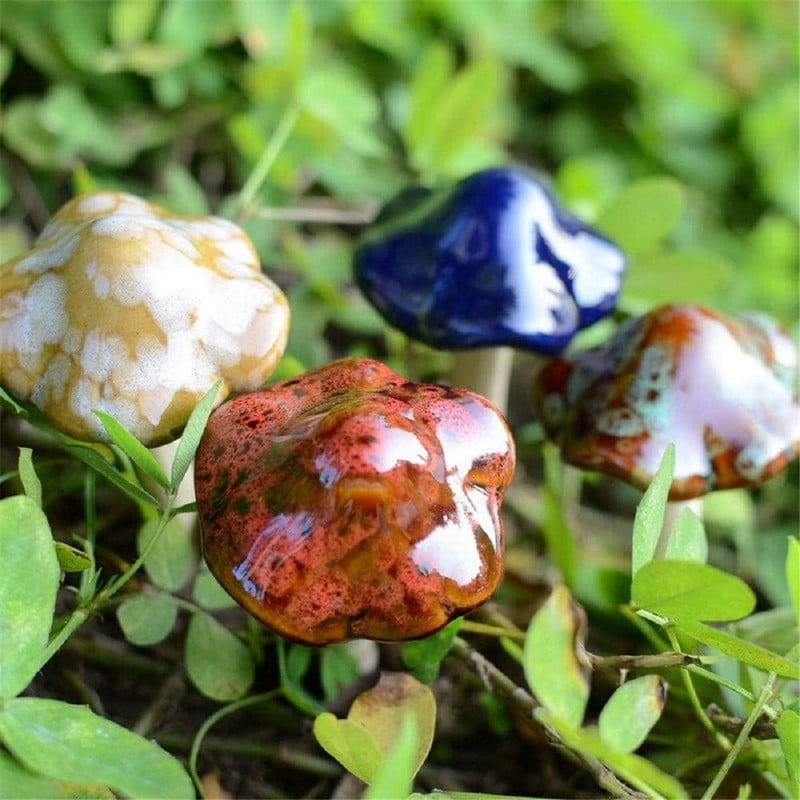 4x12cm keramické muchotrávky v tvare húb, víla, ozdoba do záhrady, kvetináče, dekorácia 4 ks/sada