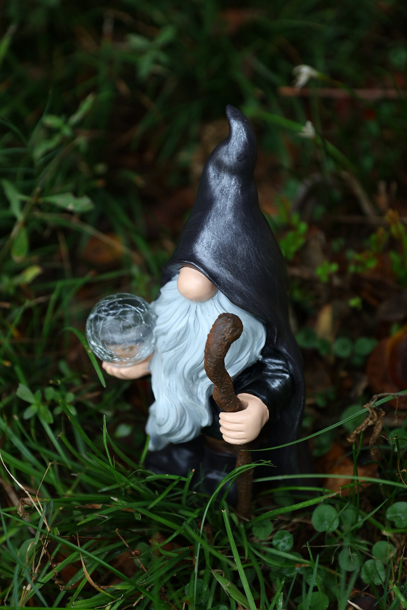 Gnome Čarobni štapić koji drži kip svjetiljke Solarna LED svjetiljka Patuljasta figurica od smole Ornament Solarna energija Svjetlo za travnjak Dekoracija vrta