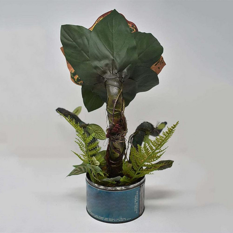 Lauko sodo dervos mėsėdžių augalų ornamentas buitinis Helovino baisus dekoras, sukuriantis tobulą baisią atmosferą