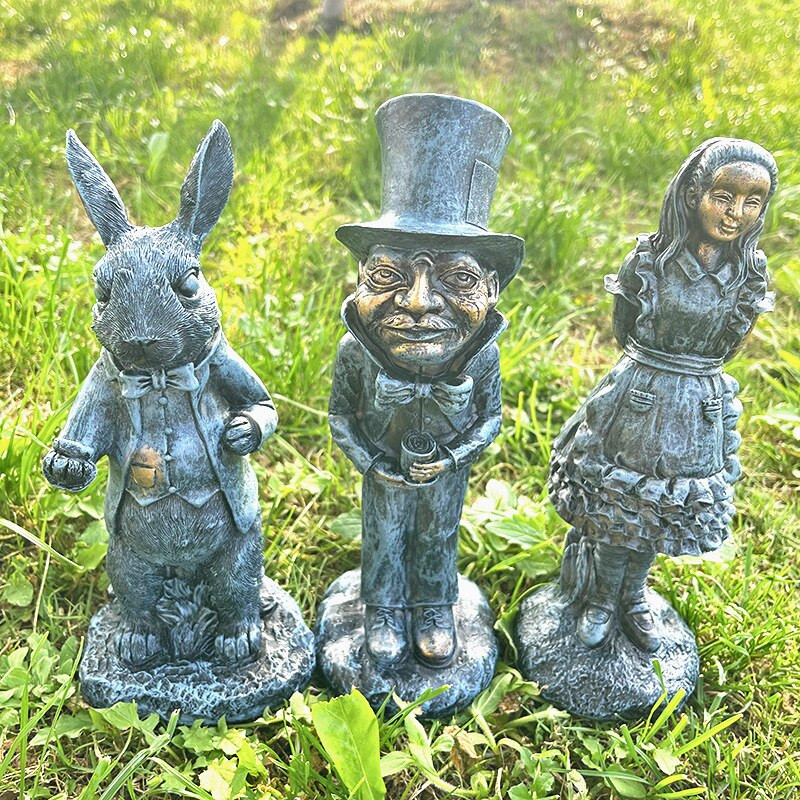 Alisa Stebuklų šalyje Skrybėlininkės sodo dervos rinkinio statulų papuošalai