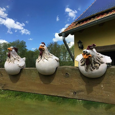Kuracie mäso, kovové kuracie mäso, dekorácia do záhrady, trávnik, kohútik, oceľové kuracie mäso, živicové sochy, záhrada, vonkajšia miniatúra.