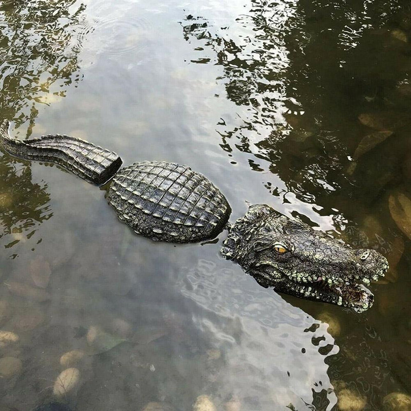 Plaukiojančio krokodilo puošmena tvenkinio dervos imitacija Statula Sodo figūrėlė Sodo puošmena Tvenkiniai Ežerų dekoravimas