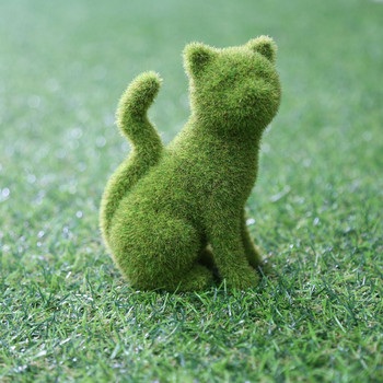 Дворни статуи на сладко куче Трева Зелена симулация Флокирани кученца Орнаменти Мъх Трева Котешки фигурки Градински декор