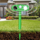 Ultragarsinis gyvūnų repeleris su saulės energija varomas gyvūnų atbaidiklis lauko šunims katėms su judesio jutikliu ir mirksinčiomis lemputėmis