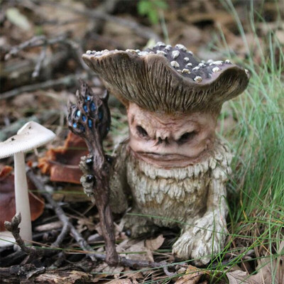 Tündérgomba szörnyeteg manó sámán varázsló troll szobor gyanta kézműves figura kültéri kert szobor díszítés kerti dekoráció