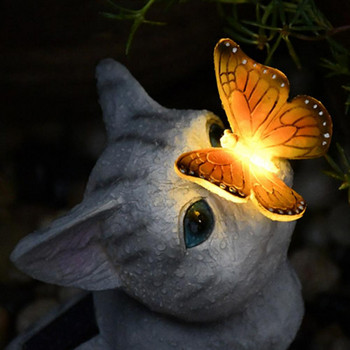 Χειροποίητο άγαλμα γάτας Ανθεκτικό στις καιρικές συνθήκες Ρητίνη Adding Vitality Cat Sculpture with Solar Light Garden Decoration Supplies