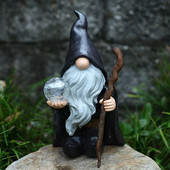 Gnom drži rasvjetnu kuglu Figurice za dekoraciju Patuljak od smole s trskom Vrtne figure Ukrasi za dom LED svjetla Svjetiljka za travnjak