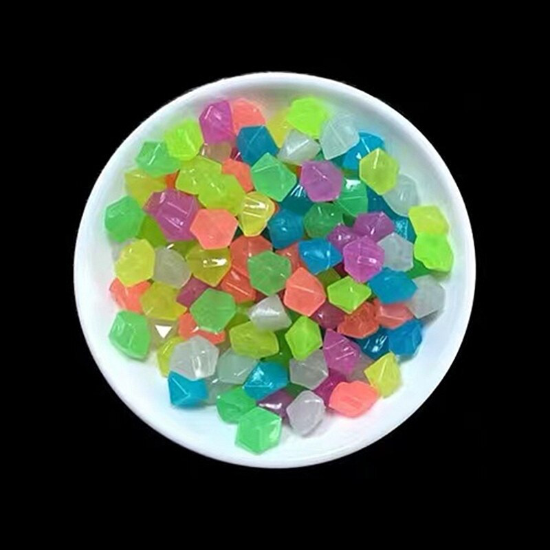 1000 vnt Šviečiančių akmenų, šviečiančių tamsiose uolose, skirtos sodo dekoravimui Lauko kiemo vejos takas Akvariumo dekoras Akvariumo akvariume