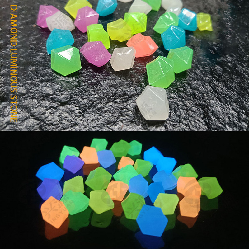 Svetelný kameň 100/200/500 ks kamienkov, kamienkov, žiariacich v tme, kameňov, mix farieb, nočné svetlo pre chodníky, dekorácie akvária