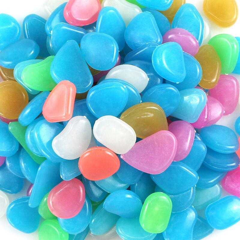 100 vnt Švyti tamsoje sode Akmenukai Švyti akmenys Uolos takams Sodo takas Terasa Veja Sodo kiemo dekoras Šviečiantys akmenys