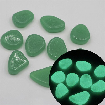 100 vnt šviečiančių akmenukų fluorescencinių žvyro akmenų tamsoje šviečiančių sodo kiemo dekoracijoms, šviečiančioms žuvų akvariume