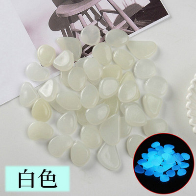 50 vnt švyti tamsoje sode akmenukai šviečiantys akmenys uolos takams sodo takas terasa veja sodo kiemo dekoras Šviečiantys akmenys