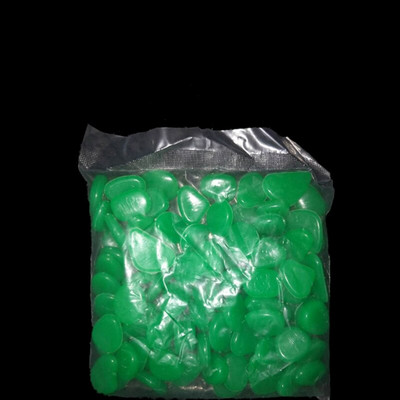 100 ks záhradných potrieb, kameňov, ktoré svietia v tme, svetiel, kamienkov, kameňov na chodníky, dekorácií do akvária.