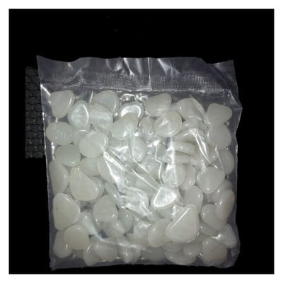 100 ks záhradných potrieb, kameňov, ktoré svietia v tme, svetiel, kamienkov, kameňov na chodníky, dekorácií do akvária.