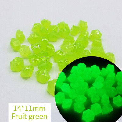 Tamsoje šviečiantys spalvingi akmenys Dekoratyvinis akvatorijos papuošimas Vazoninių augalų dekoras Tako kiemo lauko papuošalams