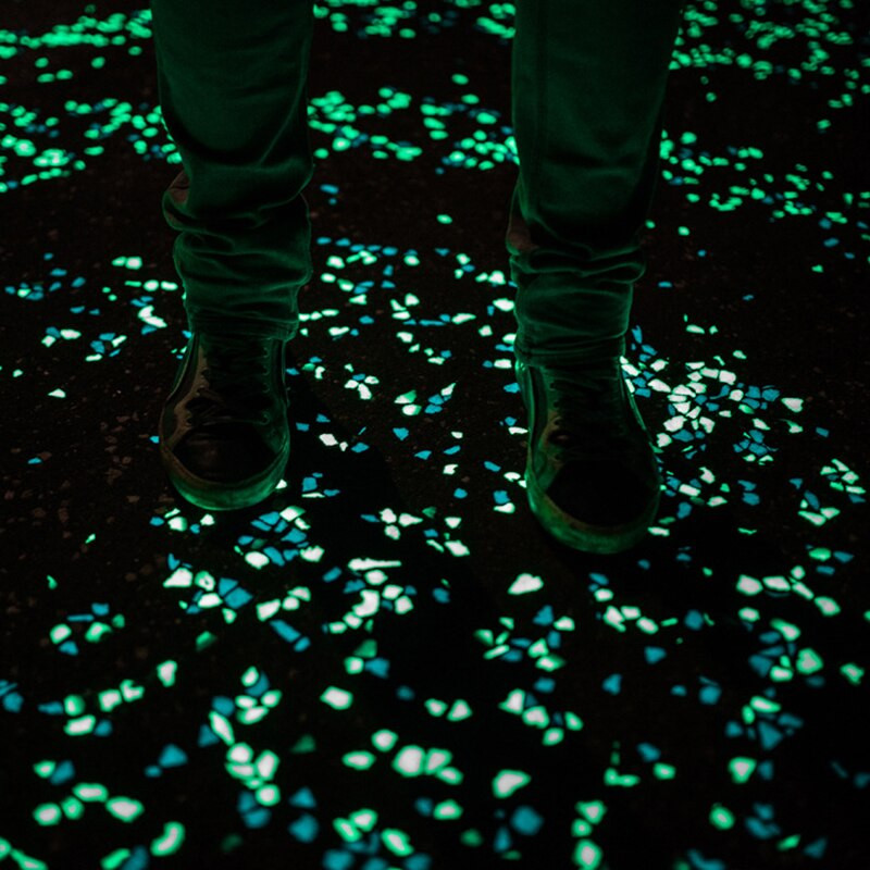 Švyti tamsoje sode Akmenukai Švyti akmenys Uolos takams Sodo takas Patio veja Sodo dekoras Šviečiantys namų aksesuarai