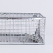 Sulankstomas ir daugkartinis pelių gaudyklė, medžioklė, laukinė katė, pelės narvas, masalas graužikams gaudantis pelėkautas karštai cinkuotas geležis