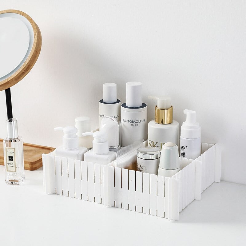 4 ks plastová oddeľovacia priečka zásuviek, organizér na úložný priestor, spodná bielizeň, ponožky, make-up, šindeľ, voľne kombinovateľná priečka, DIY