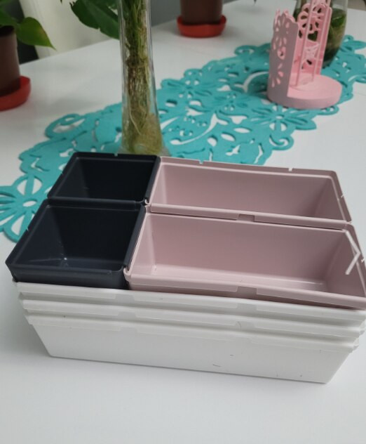 8 ks/sada nastaviteľných zásuviek, organizér na líčenie, kozmetiku, rôzne veci, delič do kuchynských zásuviek, oddeľovač do skrine, šperkovnica