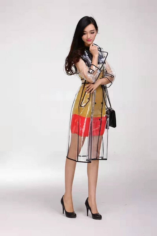 Vízálló átlátszó műanyag átlátszó hosszú női esőkabátok női férfi divatos esőkabát dzsekik övvel kapucnival