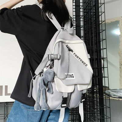 Muški tekstilni ruksak s privjeskom za ključeve