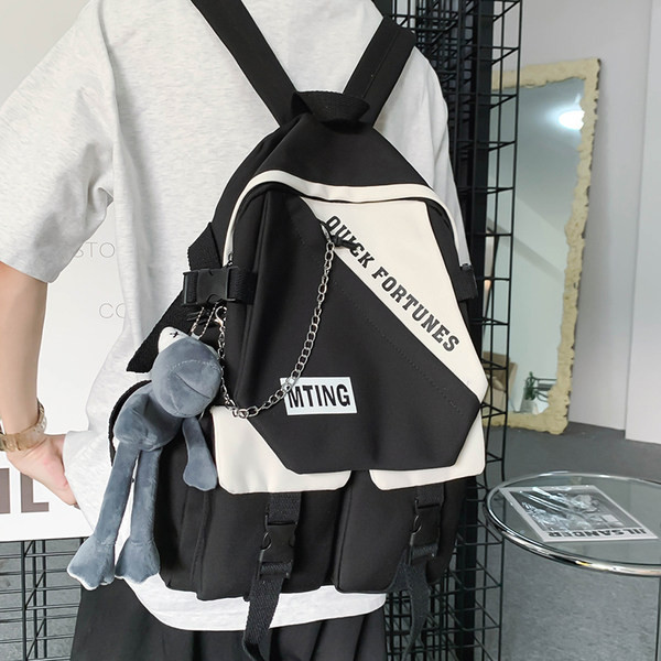 Muški tekstilni ruksak s privjeskom za ključeve