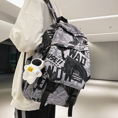 Moderný textilný batoh pre mužov s nápisom a plastovým zapínaním