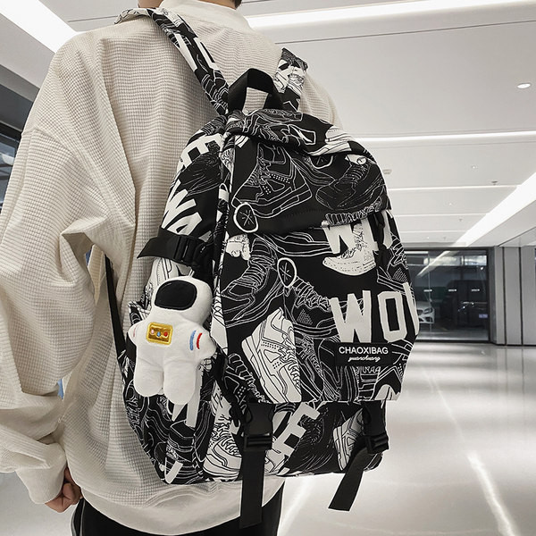 Moderný textilný batoh pre mužov s nápisom a plastovým zapínaním