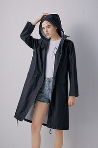 Dámsky štýlový jednofarebný žltý pršiplášť s pončom a nepremokavou kapucňou a vreckami