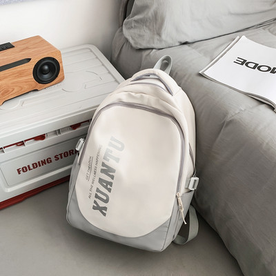 Muški ruksak s privjeskom za ključeve