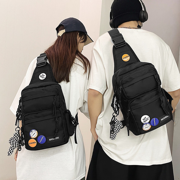 Muški ruksak kvadratnog oblika