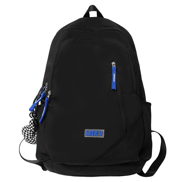 Pánsky ležérny batoh so zipsom a kľúčenkou