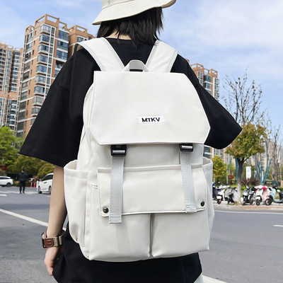 Pánsky batoh - štvorcového tvaru