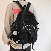 Pánsky batoh s ozdobnou retiazkou a nápisom