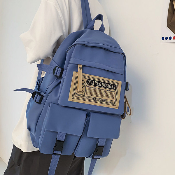 Pánsky batoh s výšivkou a vonkajšími vreckami