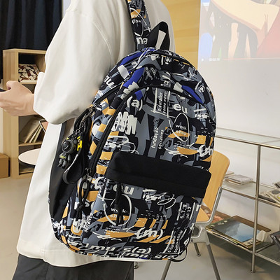 Nový model textilného batohu s nápisom a zapínaním na zips