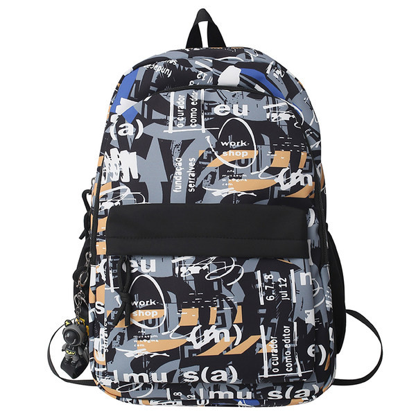 Nový model textilného batohu s nápisom a zapínaním na zips