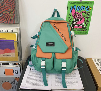 Rucsac pentru bărbați cu breloc și inscripție