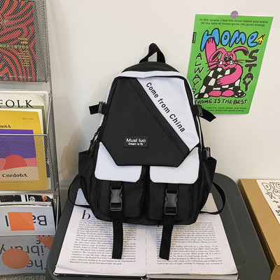 Rucsac pentru bărbați cu breloc și inscripție