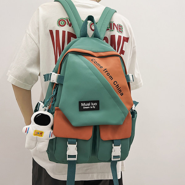 Rucsac pentru bărbați cu breloc și inscripție