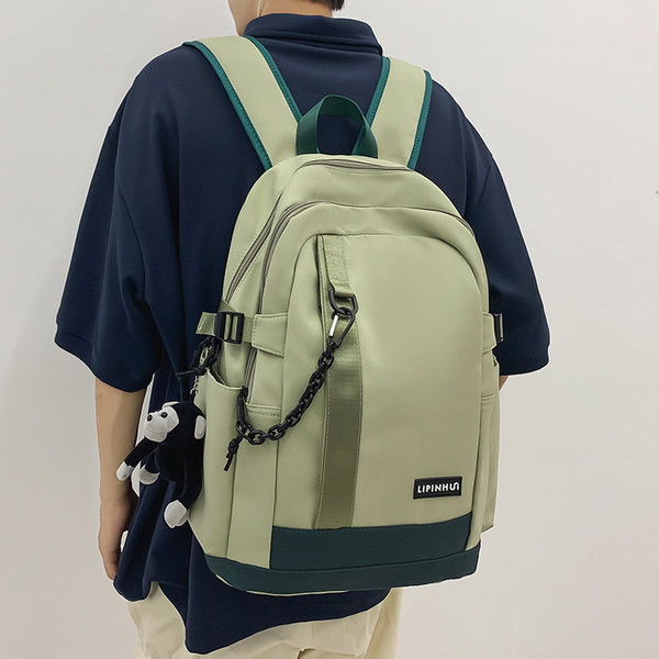 Muški ruksak s privjeskom za ključeve - u tri boje