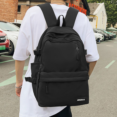 Muški ležerni tekstilni ruksak s logotipom i prednjim džepom