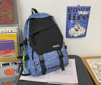 Muški ležerni ruksak s logotipom i plastičnim zatvaračem