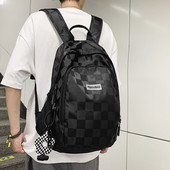 Pánsky štýlový batoh s logom a zapínaním na zips