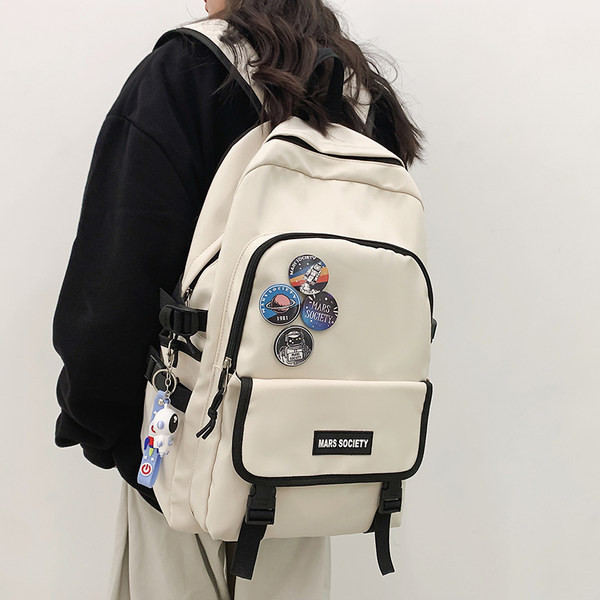 Muški ruksak s natpisom i 3D elementom