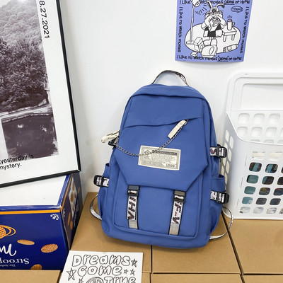 Nový model batohu pre mužov s nápisom a kovovou retiazkou